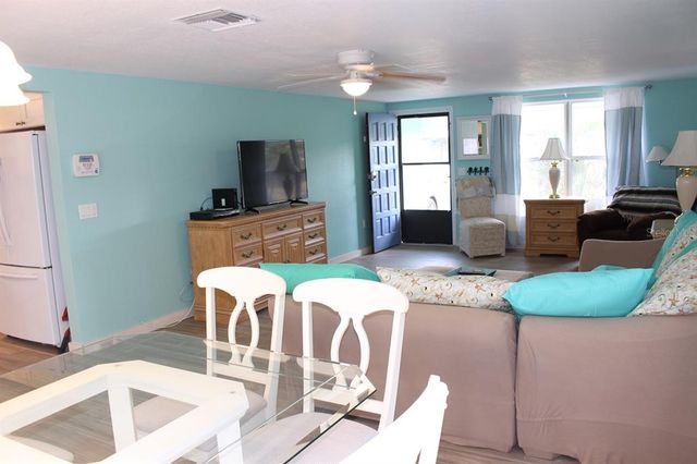 658 ROANOKE STREET, Dunedin, FL 34698