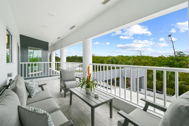10561 SE Le Parc, Jupiter, FL 33469