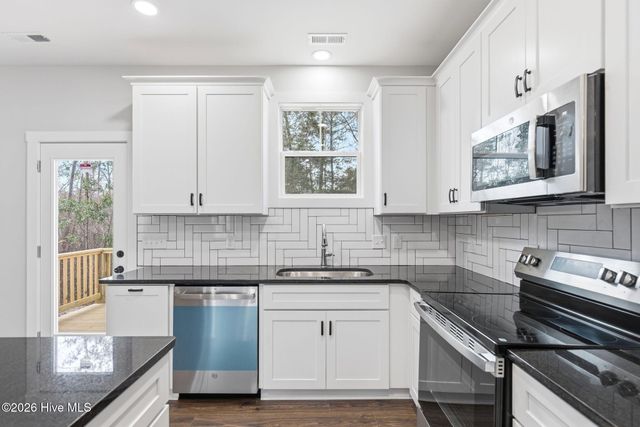 8040 Rachel Wynd Road NE, Leland, NC 28451