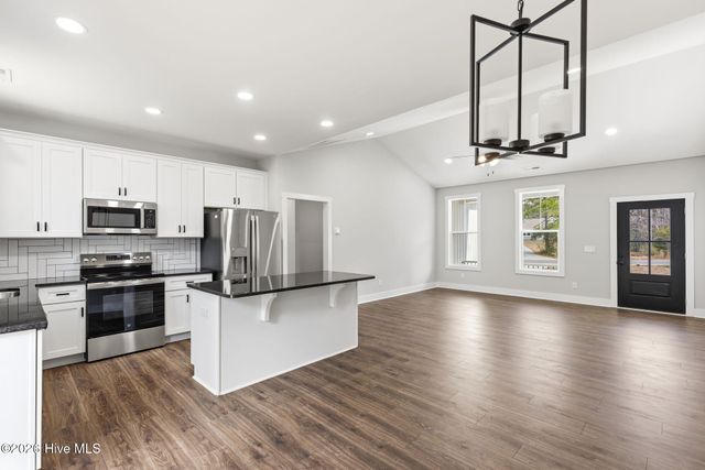 8040 Rachel Wynd Road NE, Leland, NC 28451