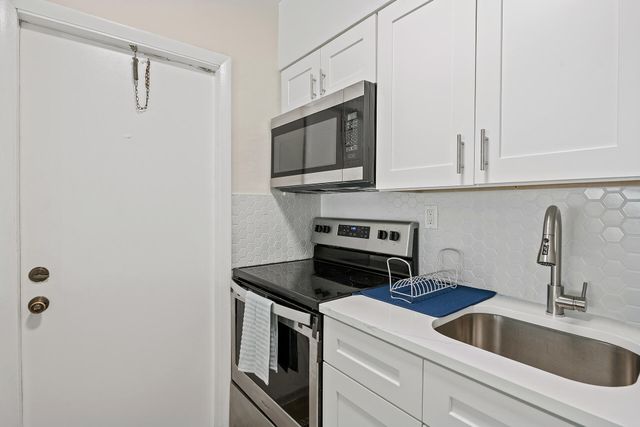 310 NE 6th Street 1, Hallandale Beach, FL 33009