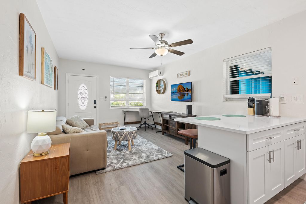 310 NE 6th Street 1, Hallandale Beach, FL 33009