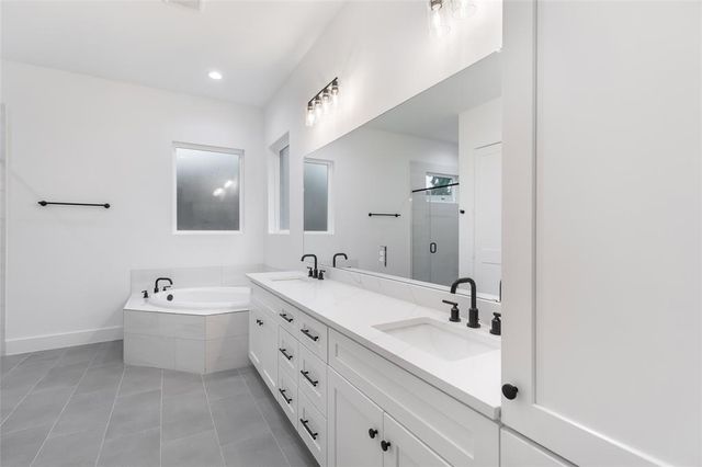 1103 Channels Court, Crosby, TX 77532