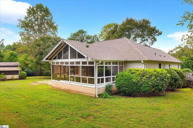 111 W Highway 14, Landrum, SC 29356