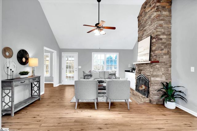 111 W Highway 14, Landrum, SC 29356