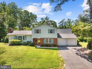 335 HOLLYBERRY RD, Severna Park, MD 21146