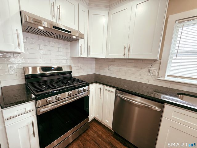 260 Robin Street, Bridgeport, CT 06606