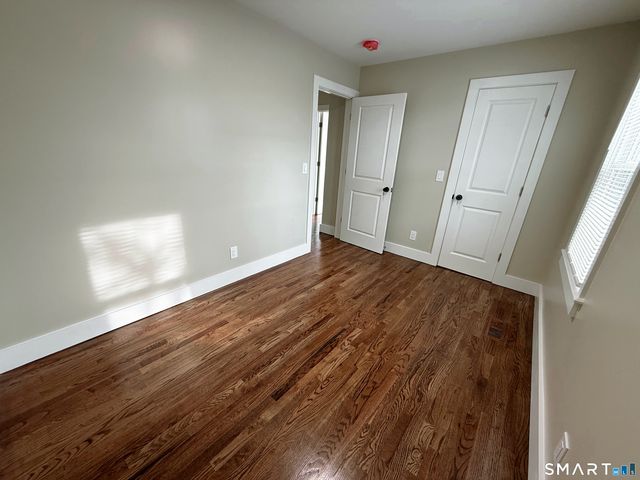 260 Robin Street, Bridgeport, CT 06606