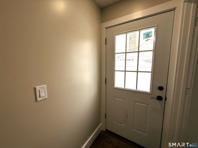 260 Robin Street, Bridgeport, CT 06606