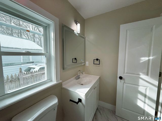 260 Robin Street, Bridgeport, CT 06606