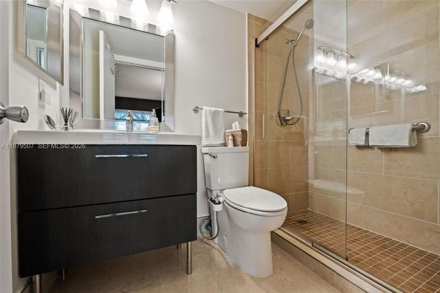 13255 SW 7th Ct 111D, Pembroke Pines, FL 33027