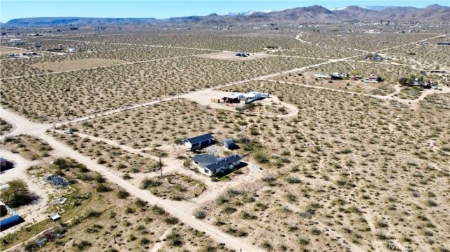 1754 Fortuna Avenue, Landers, CA 92285