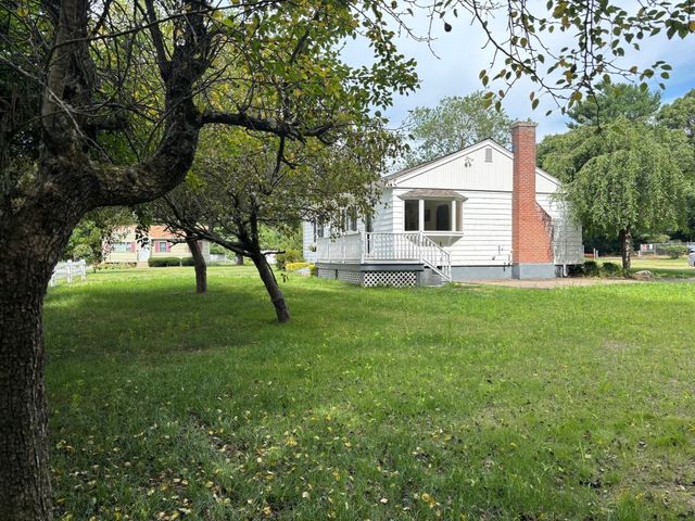 29 Forest Street, Franklin, MA 02038