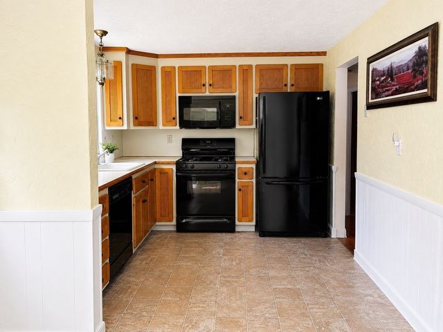 29 Forest Street, Franklin, MA 02038