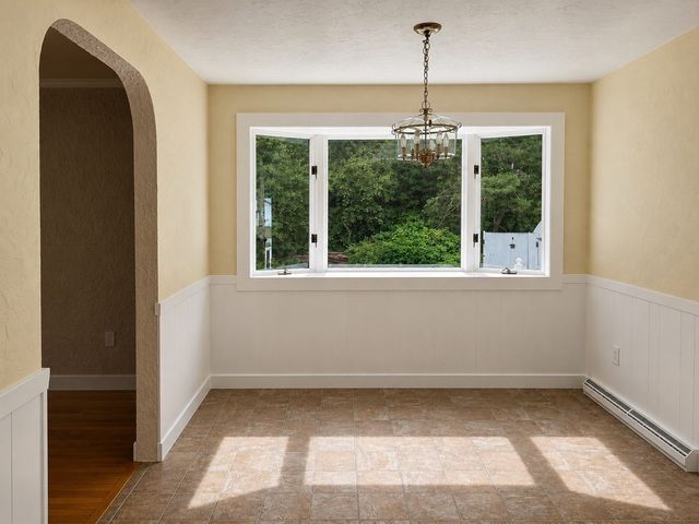 29 Forest Street, Franklin, MA 02038