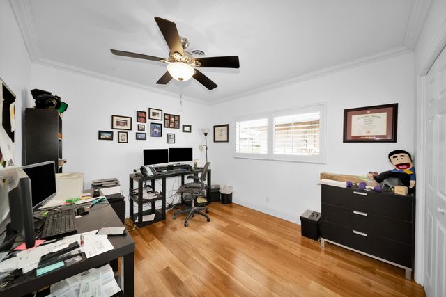 2401 SE 8th Court, Pompano Beach, FL 33062