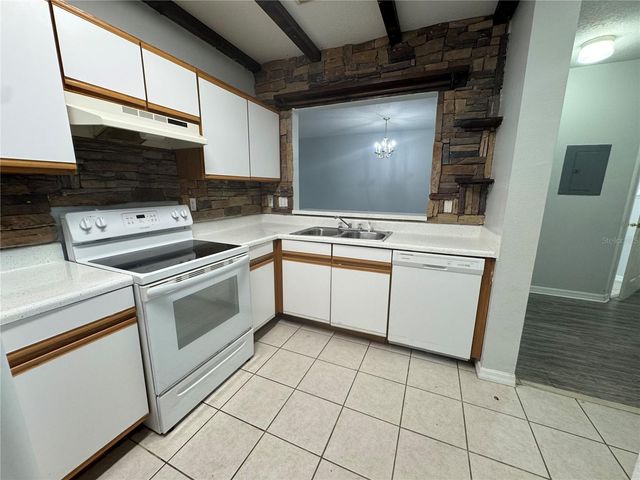9621 LAKEDALE WAY 202, Riverview, FL 33578
