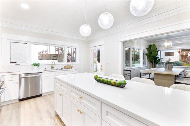 132 Belmont Avenue, Long Beach, CA 90803