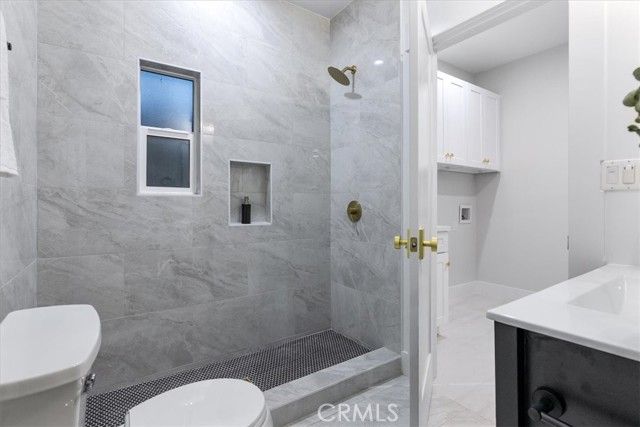 132 Belmont Avenue, Long Beach, CA 90803