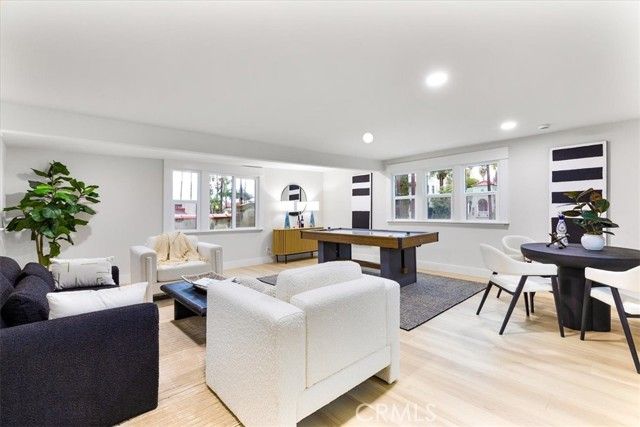 132 Belmont Avenue, Long Beach, CA 90803