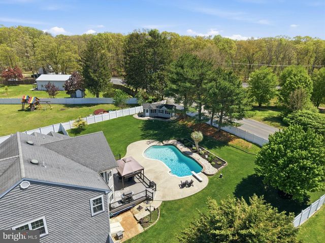 27 LAUREN WAY, Franklinville, NJ 08322