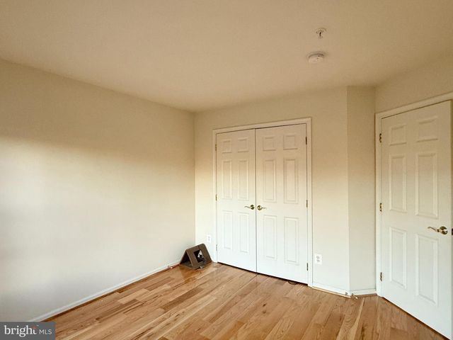 819 OAK KNOLL TER, Rockville, MD 20850