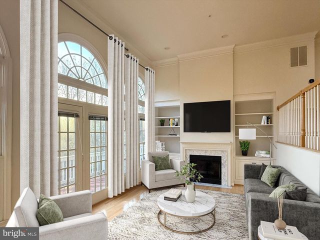 819 OAK KNOLL TER, Rockville, MD 20850