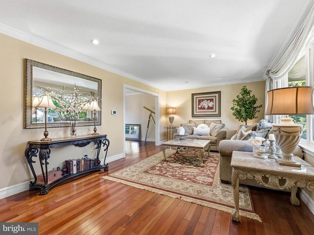117 BELLE ARBOR DR, Cherry Hill, NJ 08034