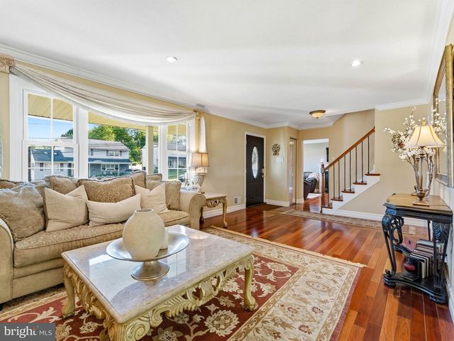 117 BELLE ARBOR DR, Cherry Hill, NJ 08034