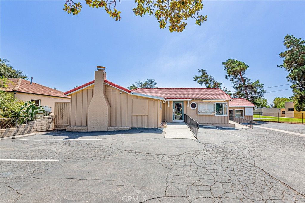 5430 Arlington Avenue, Riverside, CA 92504 — photo 4