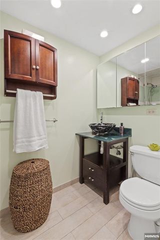 124 Madison Street 1L, Hoboken, NJ 07030