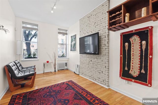 124 Madison Street 1L, Hoboken, NJ 07030