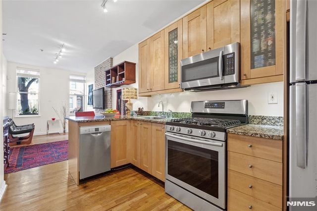 124 Madison Street 1L, Hoboken, NJ 07030