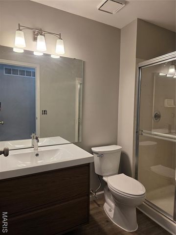 2115 Riding Spur Drive, Maryland Heights, MO 63146