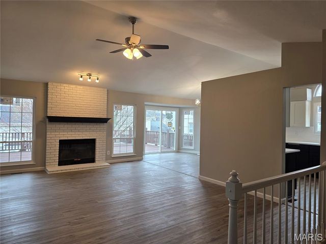 2115 Riding Spur Drive, Maryland Heights, MO 63146