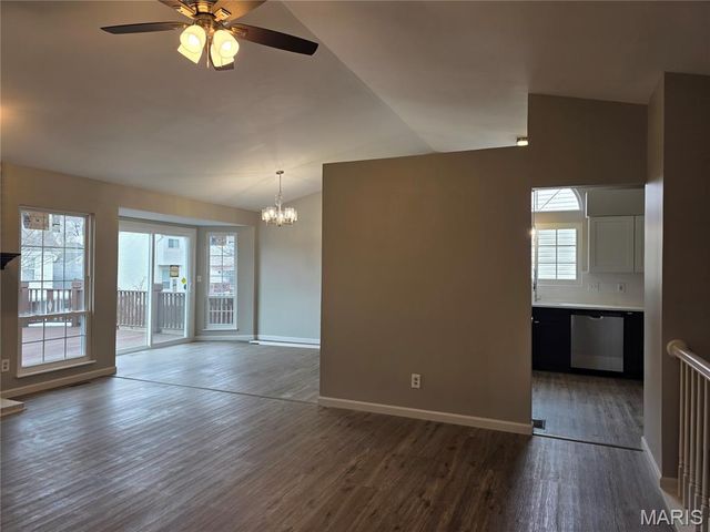 2115 Riding Spur Drive, Maryland Heights, MO 63146