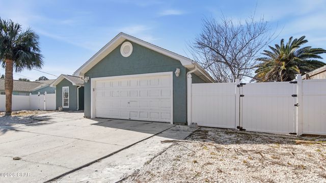 919 Pelican Place, Panama City Beach, FL 32407