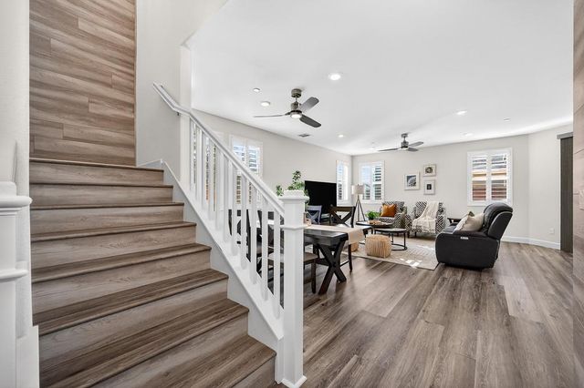 2201 Symphony Ave, Roseville, CA 95747