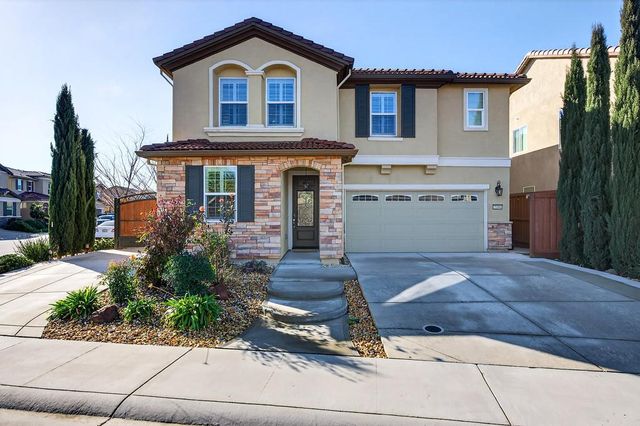 2201 Symphony Ave, Roseville, CA 95747