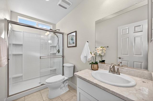 2201 Symphony Ave, Roseville, CA 95747