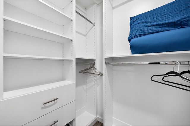 2201 Symphony Ave, Roseville, CA 95747