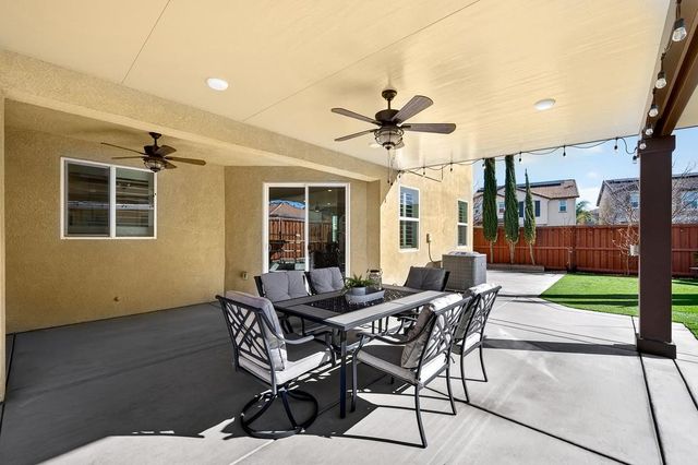 2201 Symphony Ave, Roseville, CA 95747