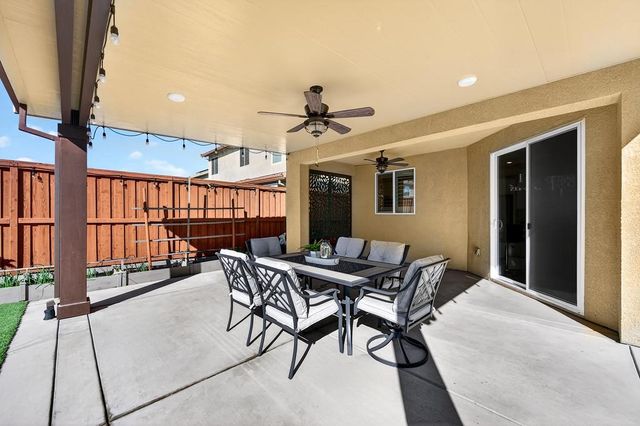 2201 Symphony Ave, Roseville, CA 95747