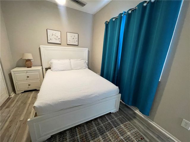 15010 Leeward Dr 706, Corpus Christi, TX 78418