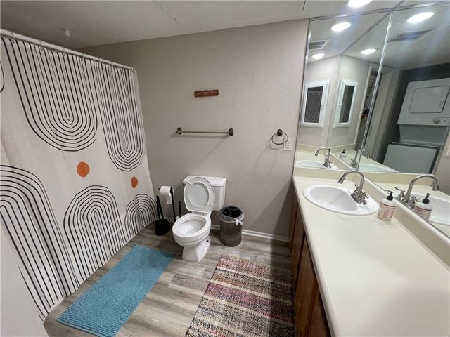 15010 Leeward Dr 706, Corpus Christi, TX 78418