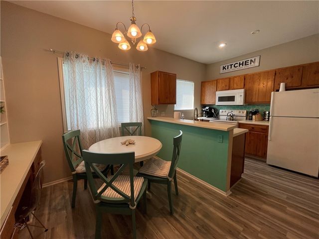 15010 Leeward Dr 706, Corpus Christi, TX 78418