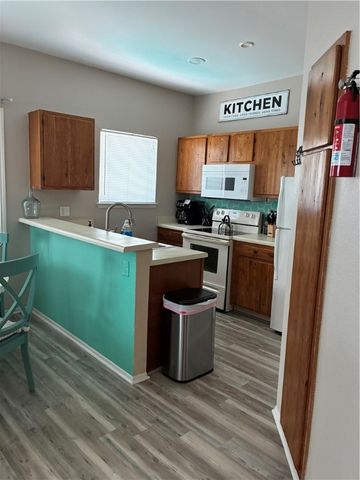 15010 Leeward Dr 706, Corpus Christi, TX 78418