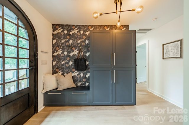 2528 Providence Road, Charlotte, NC 28211