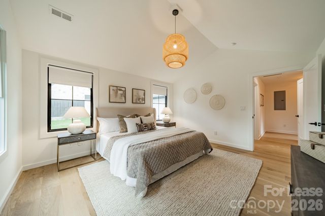2528 Providence Road, Charlotte, NC 28211