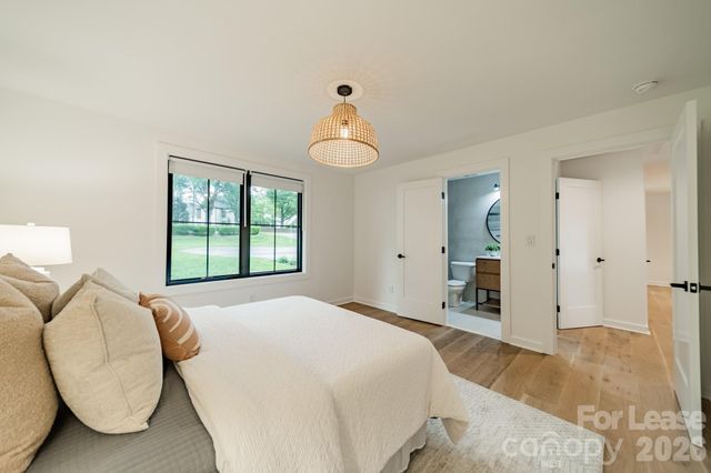 2528 Providence Road, Charlotte, NC 28211